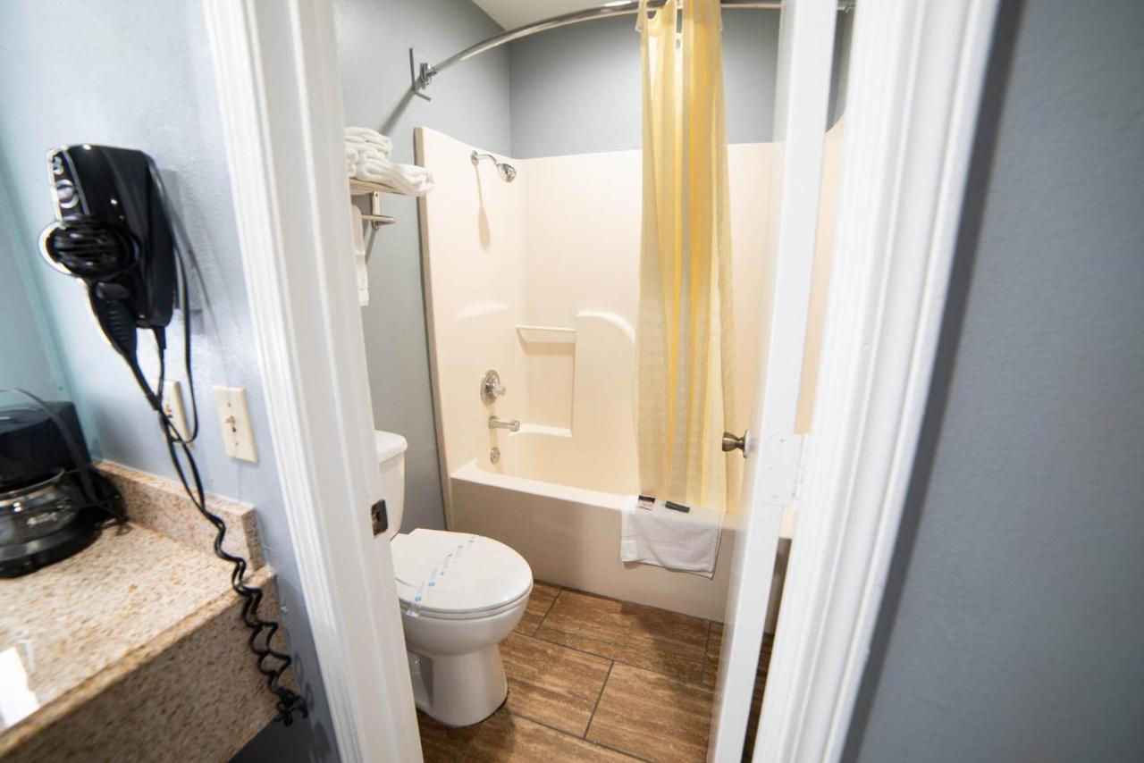 Americas Best Value Inn And Suites Siloam Springs Eksteriør billede