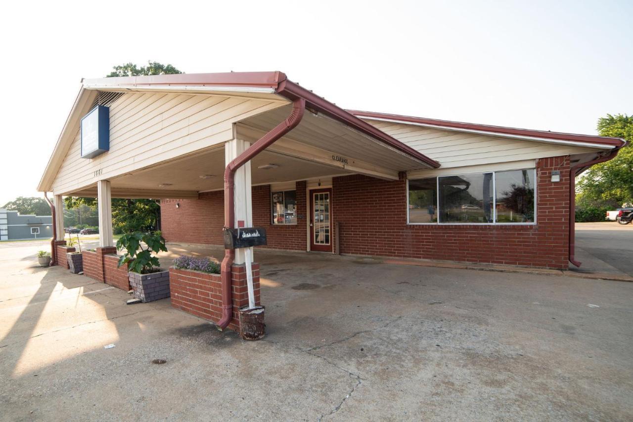 Americas Best Value Inn And Suites Siloam Springs Eksteriør billede