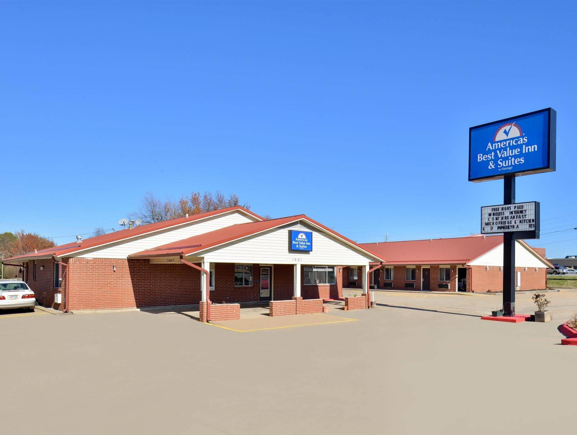 Americas Best Value Inn And Suites Siloam Springs Eksteriør billede